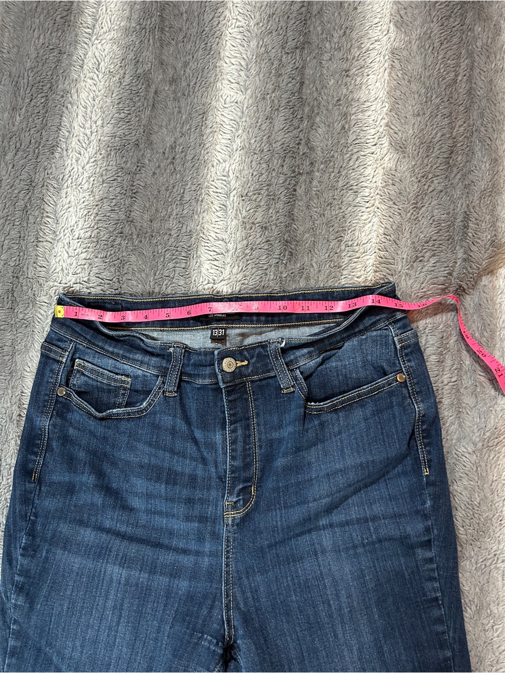 Judy Blue High Waist Raw Hem Flare Jeans Dark Wash Size 13 / 31 (Fits US 14) - Picture 8 of 10